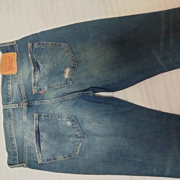 Levi's 36/30 jeans - Picture 3 of 6